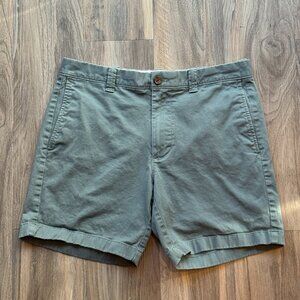 J.Crew Men's Shorts - 31" waist - 7" inseam - Green